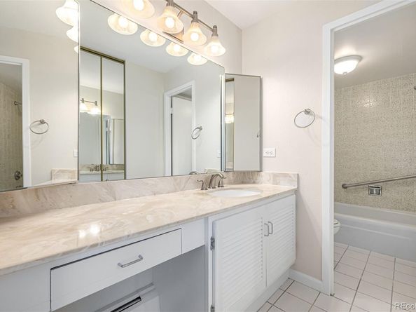 955 Eudora Street 207E, Denver CO 80220
