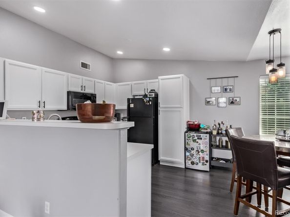 8705 W Berry Avenue 204, Littleton CO 80123