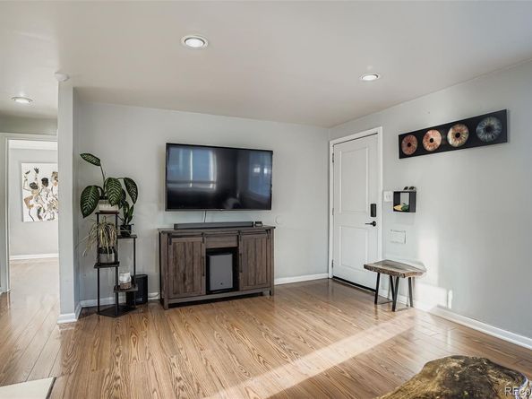 2097 Hanover Street, Aurora CO 80010