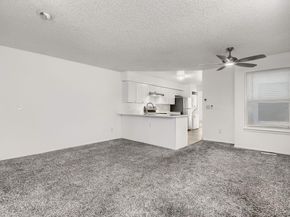 922 S Dearborn Way 5, Aurora CO 80012