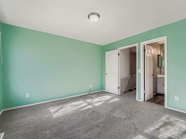 2204 S Jasper Way B, Aurora CO 80013