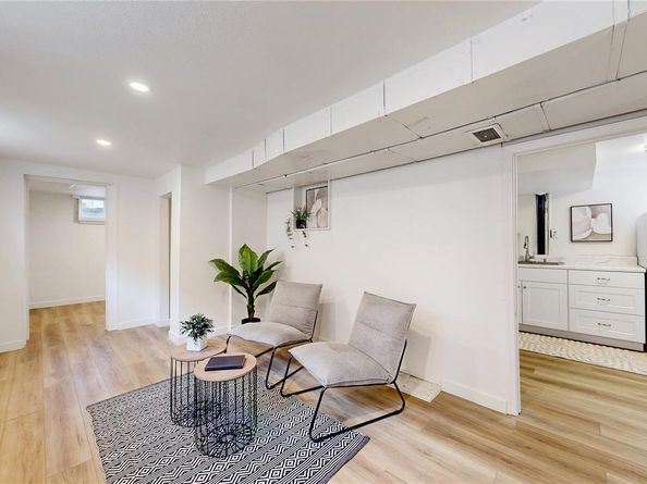 820 Knox Court, Denver CO 80204
