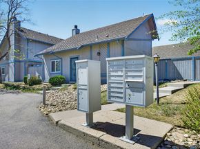 2419 S Worchester Court A, Aurora CO 80014