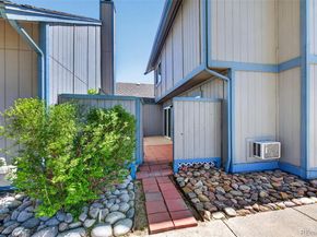 2419 S Worchester Court A, Aurora CO 80014