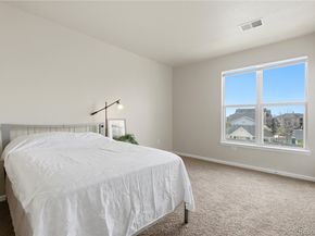 18939 E Warren Circle E302, Aurora CO 80013