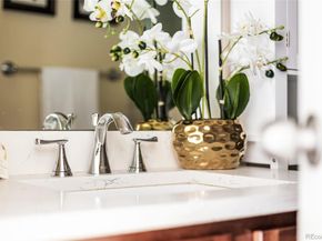 Undisclosed Address #9790327, Denver CO 80204