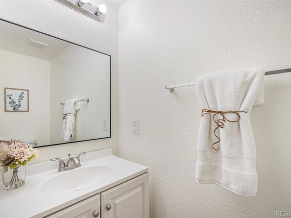 1100 S Waco Street G, Aurora CO 80017