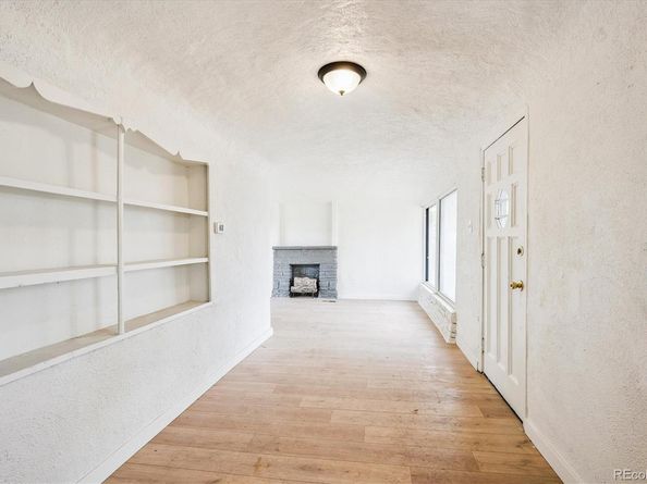 2110 Eagle Circle, Aurora CO 80011