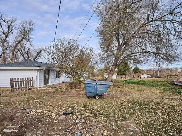 2110 Eagle Circle, Aurora CO 80011