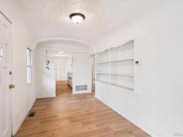 2110 Eagle Circle, Aurora CO 80011