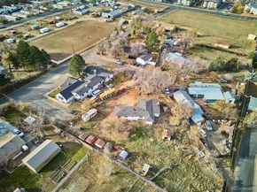 2110 Eagle Circle, Aurora CO 80011