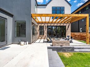 959 S Vine Street, Denver CO 80209