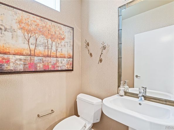 Undisclosed Address #7915001, Denver CO 80202