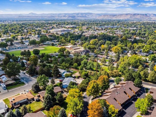 11925 W 66th Place B, Arvada CO 80004