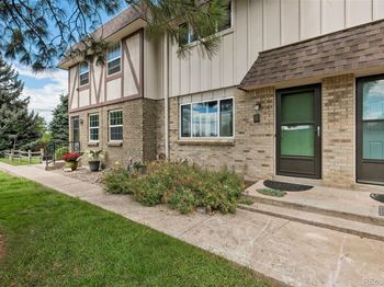 4808 E Hinsdale Place
