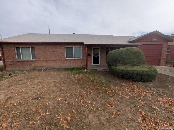 990 Tucson Street, Aurora CO 80011