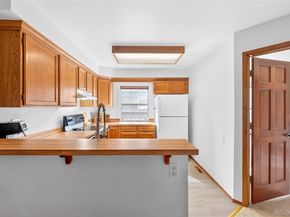 2082 S Helena Street A, Aurora CO 80013