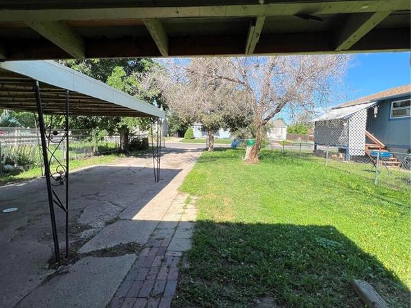 2086 Hanover Street, Aurora CO 80010