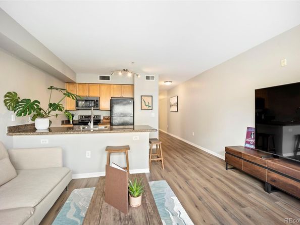 1623 Saint Paul Street 203, Denver CO 80206