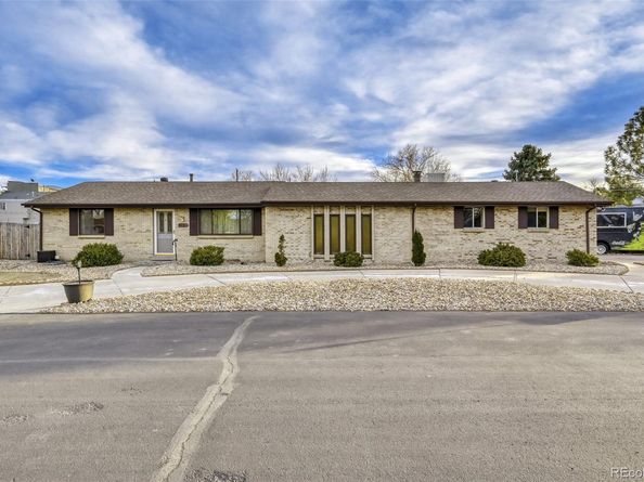 10220 Carmody Lane, Lakewood CO 80227