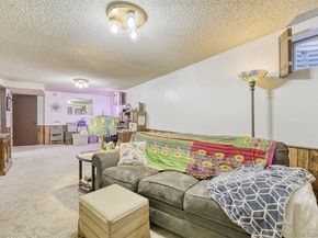 10220 Carmody Lane, Lakewood CO 80227