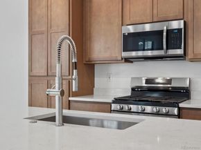 2060 S Holly Street 2, Denver CO 80222