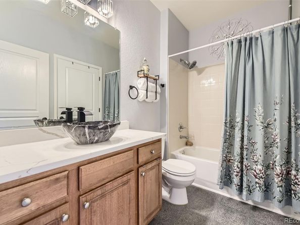 10467 W Hampden Avenue 204, Lakewood CO 80227