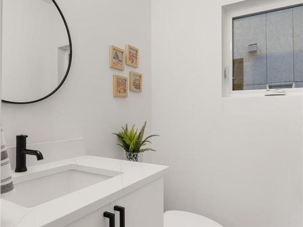 1346 N Knox Court, Denver CO 80204