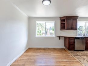 936 S Joliet Street, Aurora CO 80012