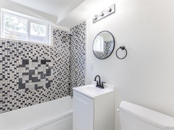 936 S Joliet Street, Aurora CO 80012