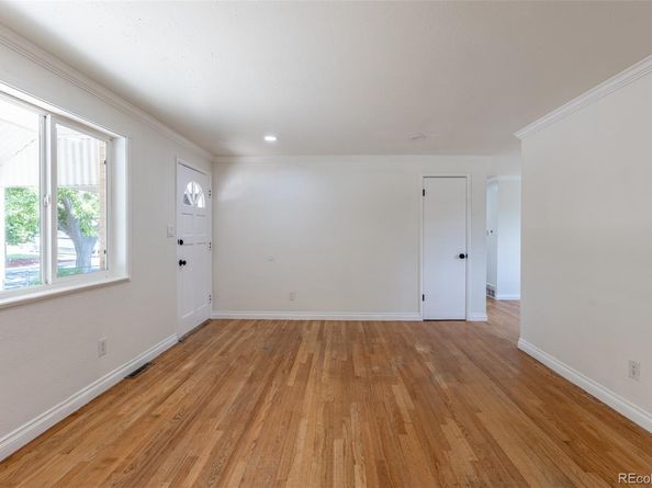 936 S Joliet Street, Aurora CO 80012