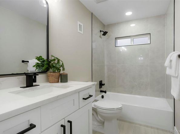 3046 Saint Paul Street, Denver CO 80205