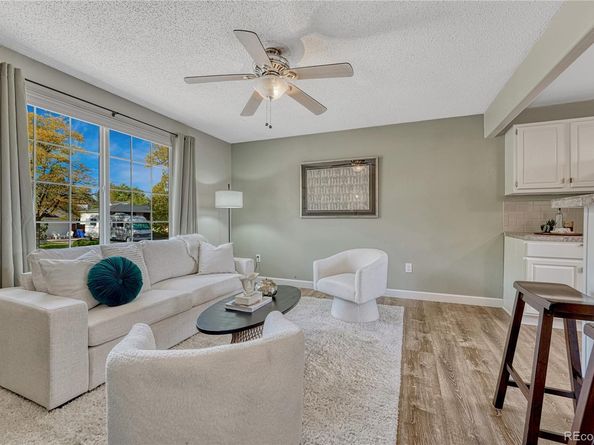 2822 S Mobile, Aurora CO 80013