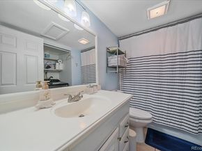2525 S Dayton Way 2310, Denver CO 80231
