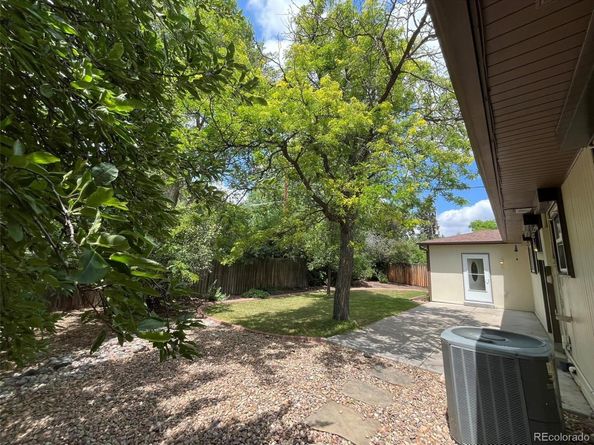 6085 Simms Street, Arvada CO 80004