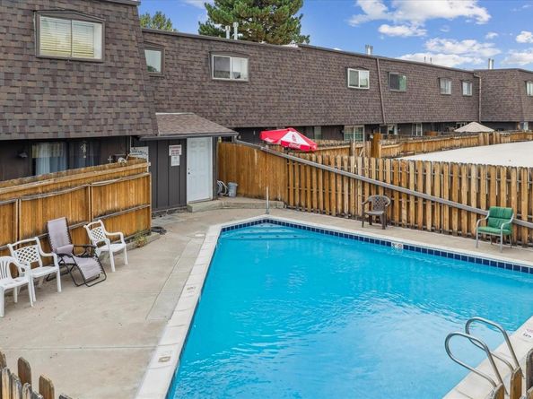 1872 Robb Street, Lakewood CO 80215