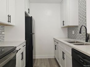 2281 S Vaughn Way 209A, Aurora CO 80014