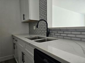 2281 S Vaughn Way 209A, Aurora CO 80014