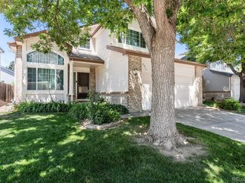 2211 S Moline Court