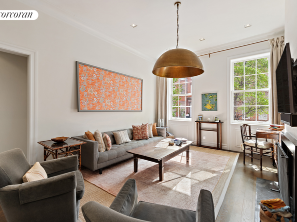 347 West 22nd Street 3, New York NY 10011