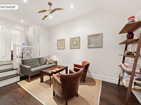 347 West 22nd Street 3, New York NY 10011