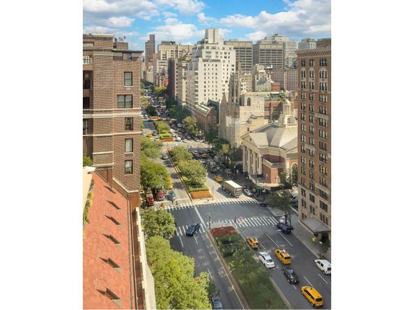 550 Park Avenue 12E, New York NY 10065