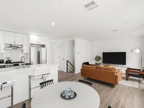 5-18 51st Avenue 3, Queens NY 11101