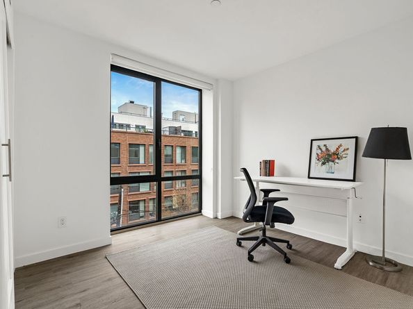 5-18 51st Avenue 3, Queens NY 11101