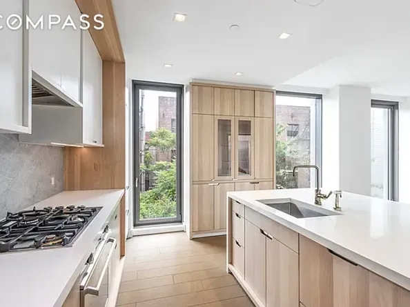 180 6th Avenue 5A, New York NY 10013