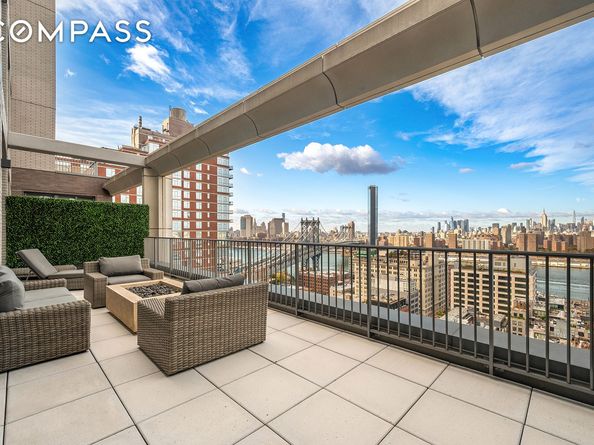 115 York Street PH20B, Brooklyn NY 11201