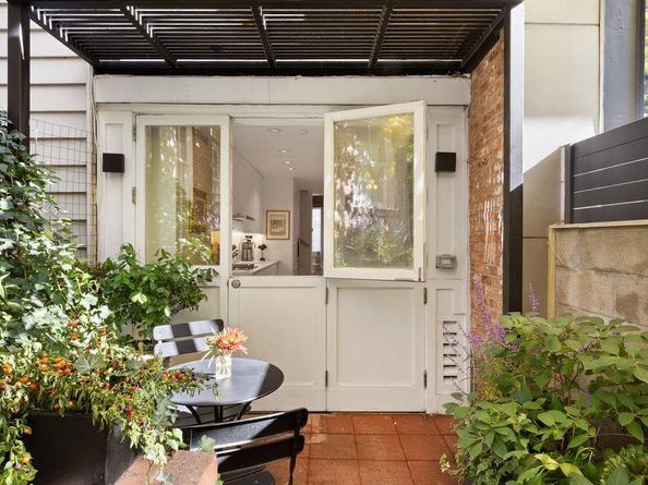 75 1/2 Bedford Street, New York NY 10014