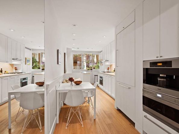 75 1/2 Bedford Street, New York NY 10014