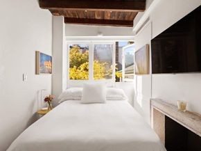 75 1/2 Bedford Street, New York NY 10014