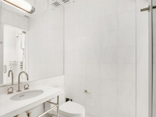 1 Central Park S 1711, New York NY 10019